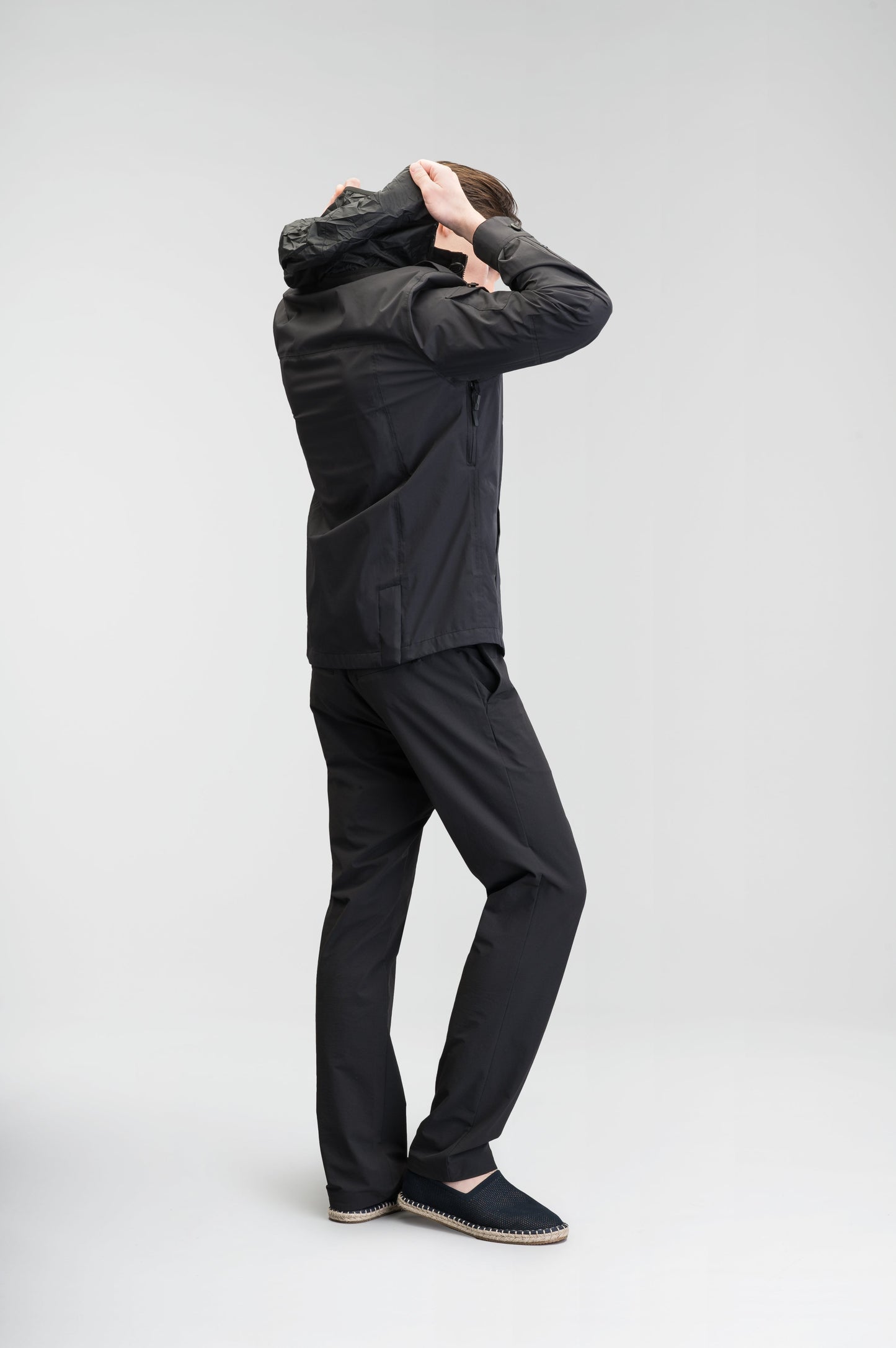 Admiral Men's lightweight tech jacket in Black