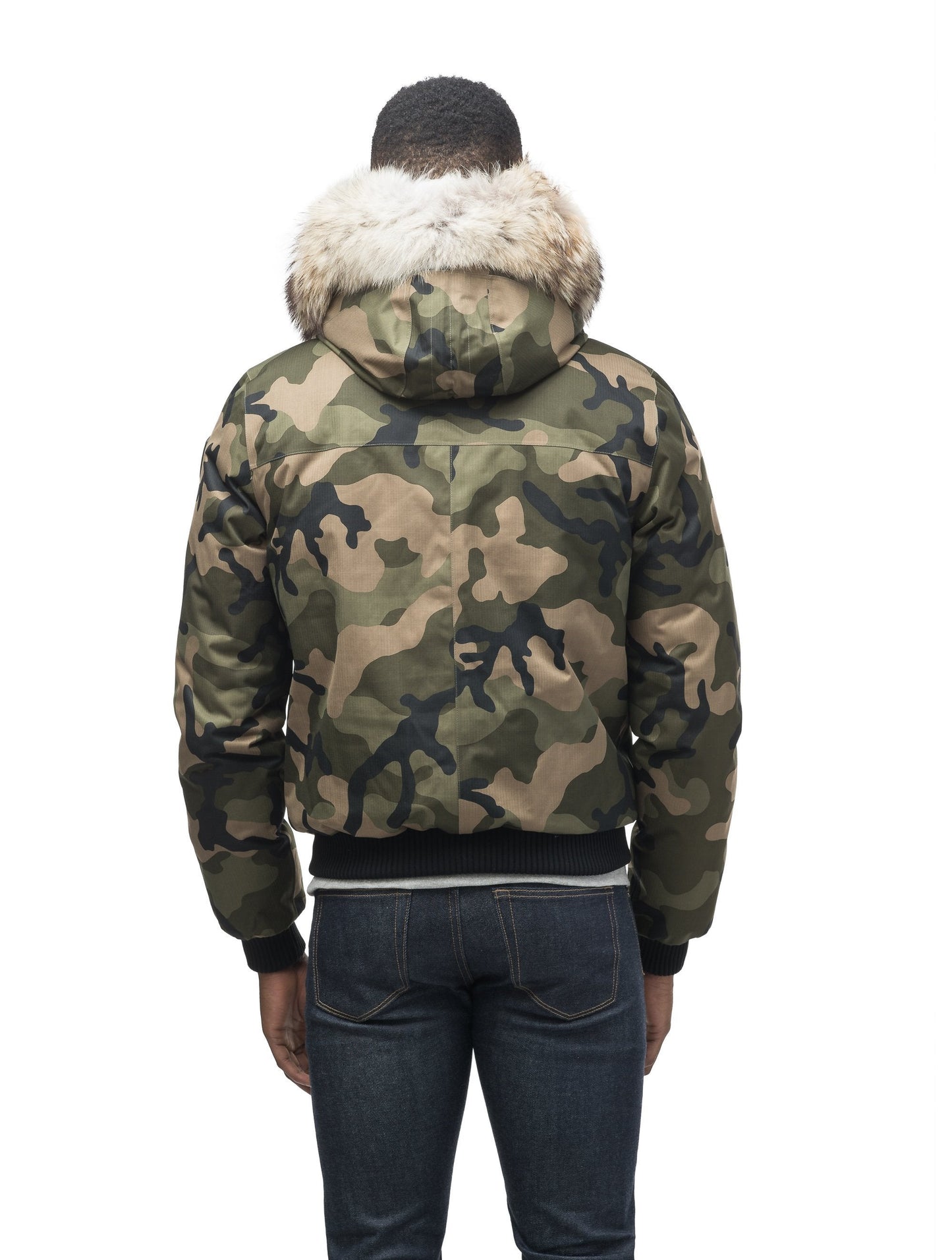 Men's classic down filled bomber jacket with a down filledÃƒÆ’Ã†â€™Ãƒâ€ Ã¢â‚¬â„¢ÃƒÆ’Ã¢â‚¬Â ÃƒÂ¢Ã¢â€šÂ¬Ã¢â€žÂ¢ÃƒÆ’Ã†â€™Ãƒâ€šÃ‚Â¢ÃƒÆ’Ã‚Â¢ÃƒÂ¢Ã¢â€šÂ¬Ã…Â¡Ãƒâ€šÃ‚Â¬ÃƒÆ’Ã¢â‚¬Â¦Ãƒâ€šÃ‚Â¡ÃƒÆ’Ã†â€™Ãƒâ€ Ã¢â‚¬â„¢ÃƒÆ’Ã‚Â¢ÃƒÂ¢Ã¢â‚¬Å¡Ã‚Â¬Ãƒâ€¦Ã‚Â¡ÃƒÆ’Ã†â€™ÃƒÂ¢Ã¢â€šÂ¬Ã…Â¡ÃƒÆ’Ã¢â‚¬Å¡Ãƒâ€šÃ‚Â hood that features a removable coyote fur trim and concealed moldable framing wire in Camo