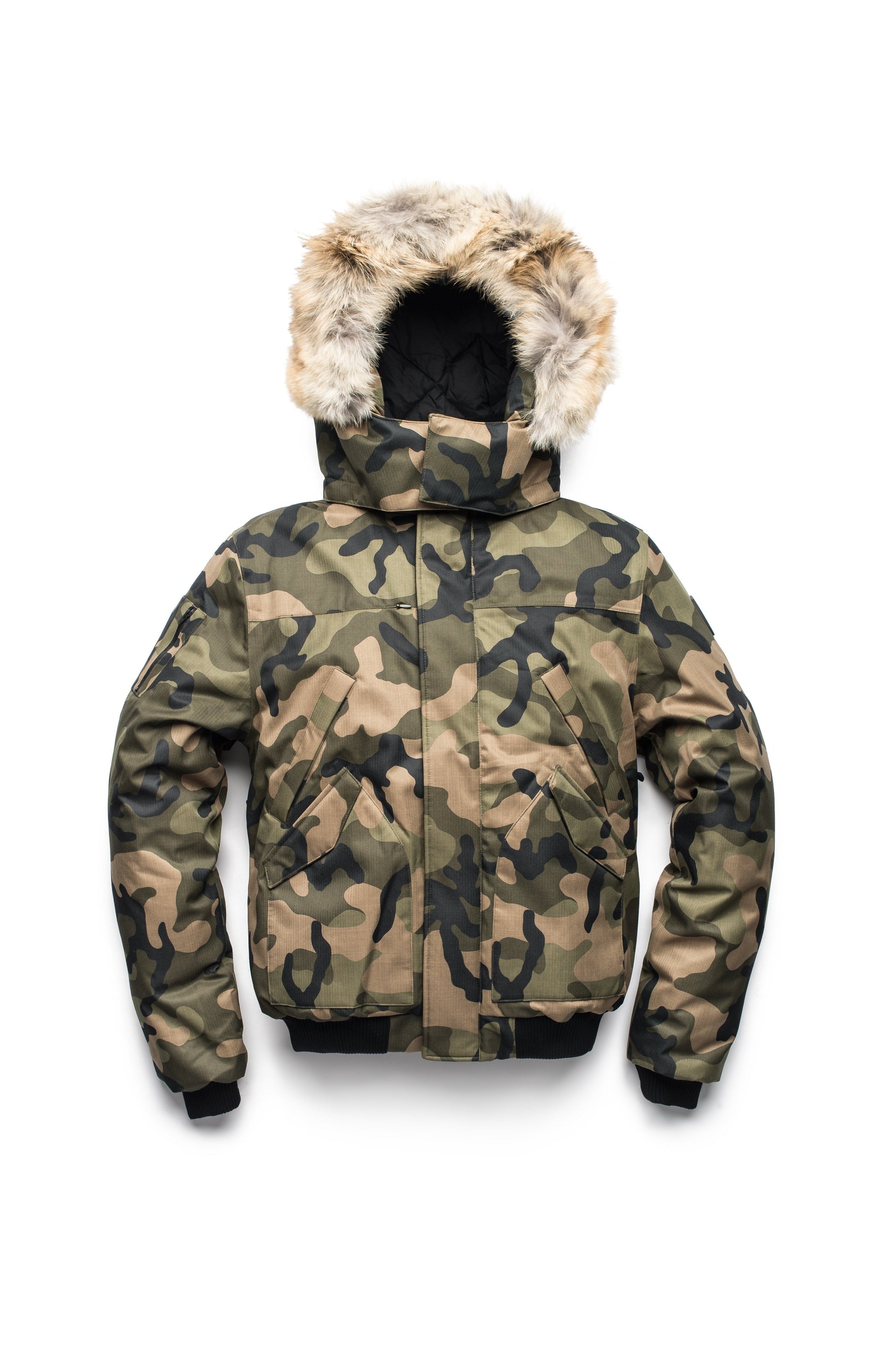 Men's classic down filled bomber jacket with a down filledÃƒÆ’Ã†â€™Ãƒâ€ Ã¢â‚¬â„¢ÃƒÆ’Ã¢â‚¬Â ÃƒÂ¢Ã¢â€šÂ¬Ã¢â€žÂ¢ÃƒÆ’Ã†â€™Ãƒâ€šÃ‚Â¢ÃƒÆ’Ã‚Â¢ÃƒÂ¢Ã¢â€šÂ¬Ã…Â¡Ãƒâ€šÃ‚Â¬ÃƒÆ’Ã¢â‚¬Â¦Ãƒâ€šÃ‚Â¡ÃƒÆ’Ã†â€™Ãƒâ€ Ã¢â‚¬â„¢ÃƒÆ’Ã‚Â¢ÃƒÂ¢Ã¢â‚¬Å¡Ã‚Â¬Ãƒâ€¦Ã‚Â¡ÃƒÆ’Ã†â€™ÃƒÂ¢Ã¢â€šÂ¬Ã…Â¡ÃƒÆ’Ã¢â‚¬Å¡Ãƒâ€šÃ‚Â hood that features a removable coyote fur trim and concealed moldable framing wire in Camo